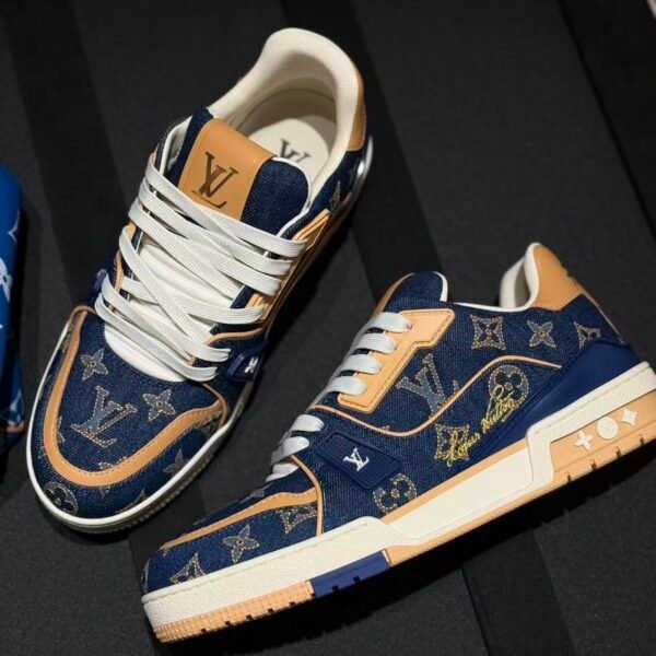 L X V TRAINER Sneakers