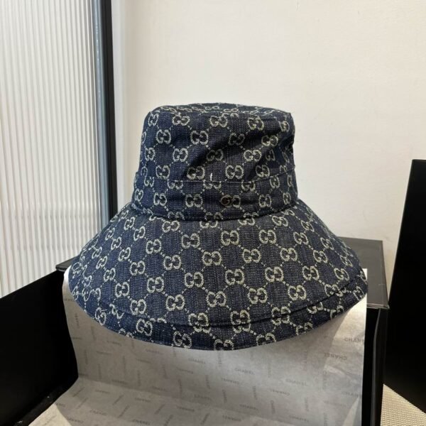 GUC hat