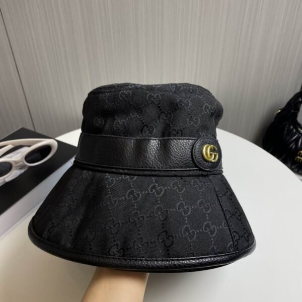 GUC hat
