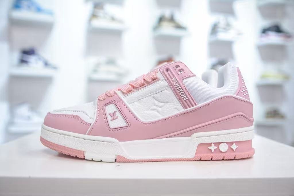 L X V TRAINER Sneakers