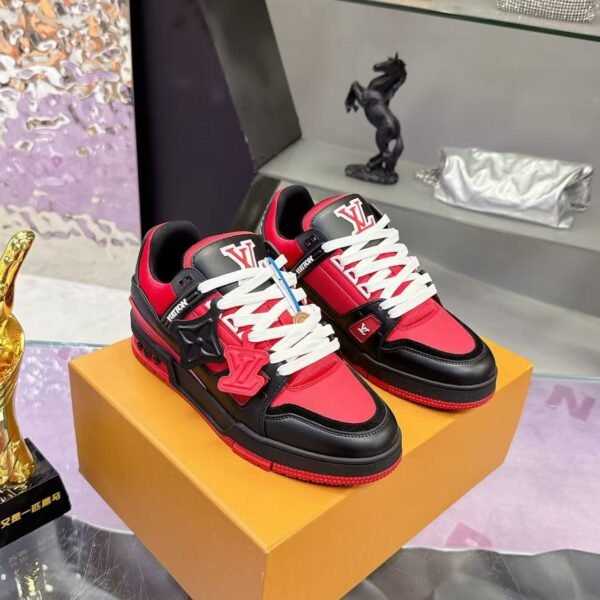 L X V TRAINER Sneakers