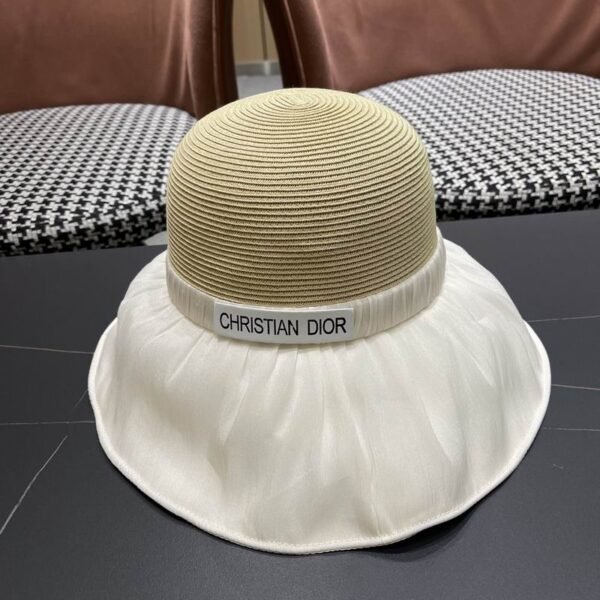 DR hat