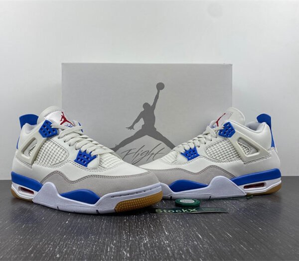 SB x JRD 4 “Sapphire” AJ4 DR5415-104