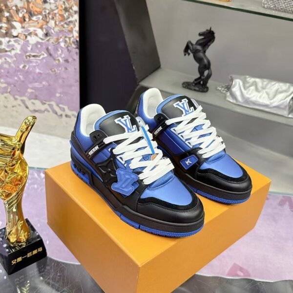 L X V TRAINER Sneakers