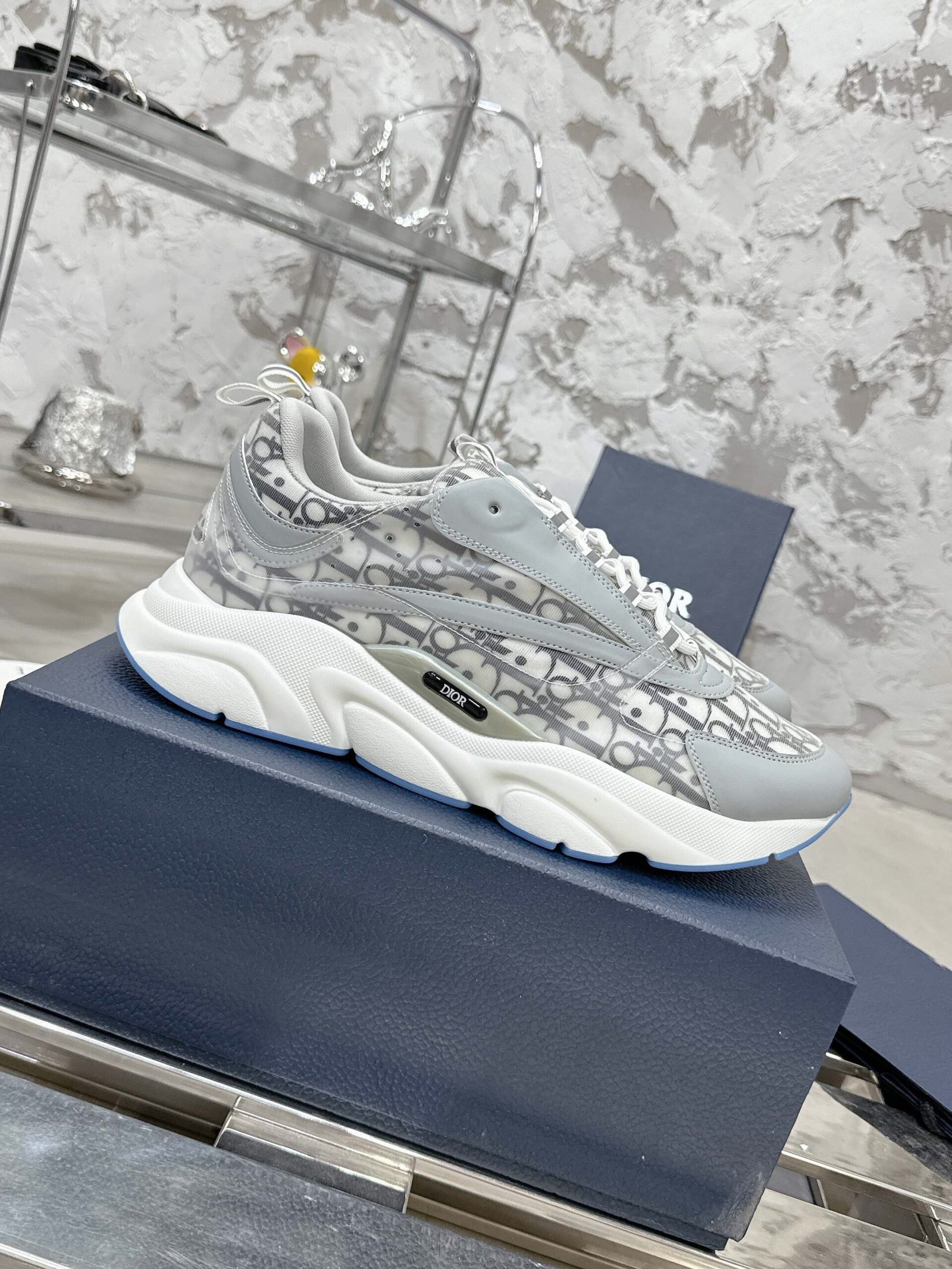 DR B30 Sneaker