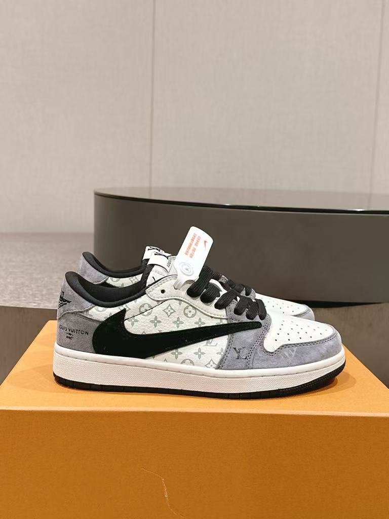 L X V  JRD1 sneaker