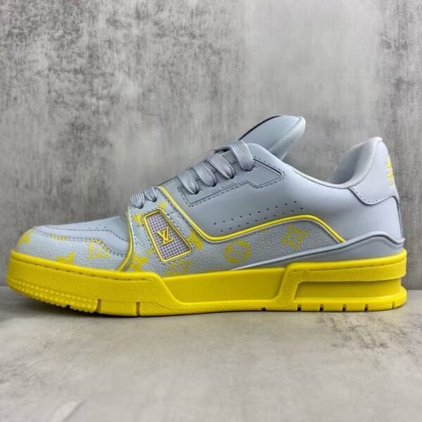 L X V TRAINER Sneakers