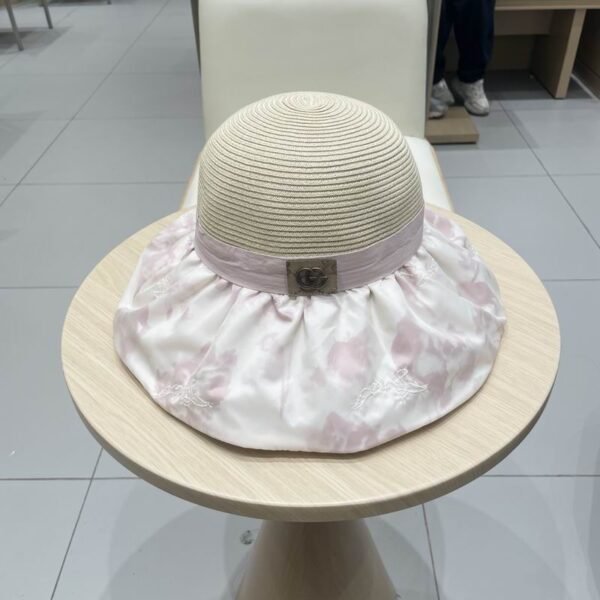 GUC hat