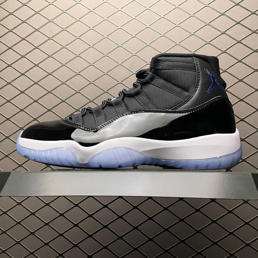JRD 11 Retro Space Jam 378037-003