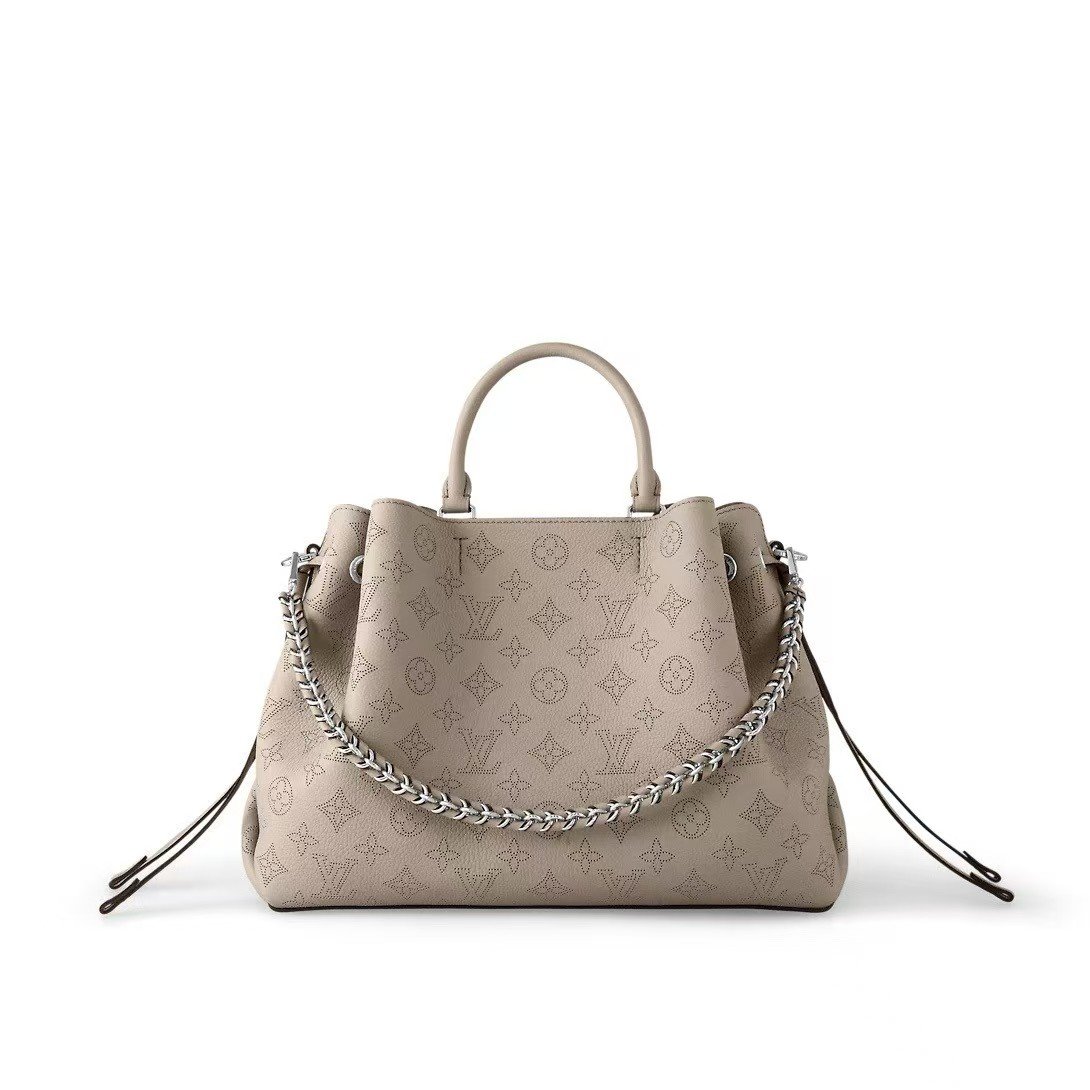 L X V Handbag 23x13x32cm（Multiple colors）