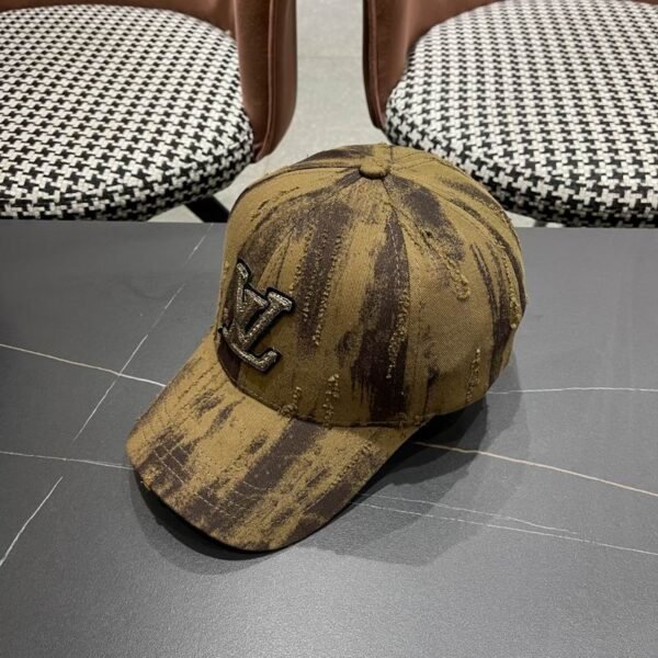 L X V Cap（Multiple colors）