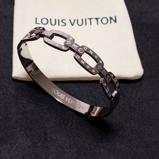 L&V Bracelet 02lyh1024