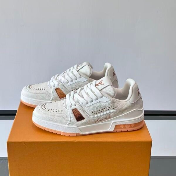 L X V TRAINER Sneakers