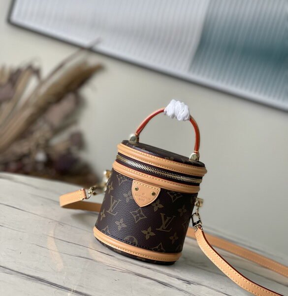 L X V Bucket Bags