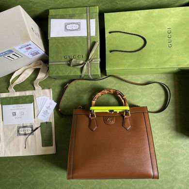GUC Shoulder bag 35x30x14cm（Multiple colors）