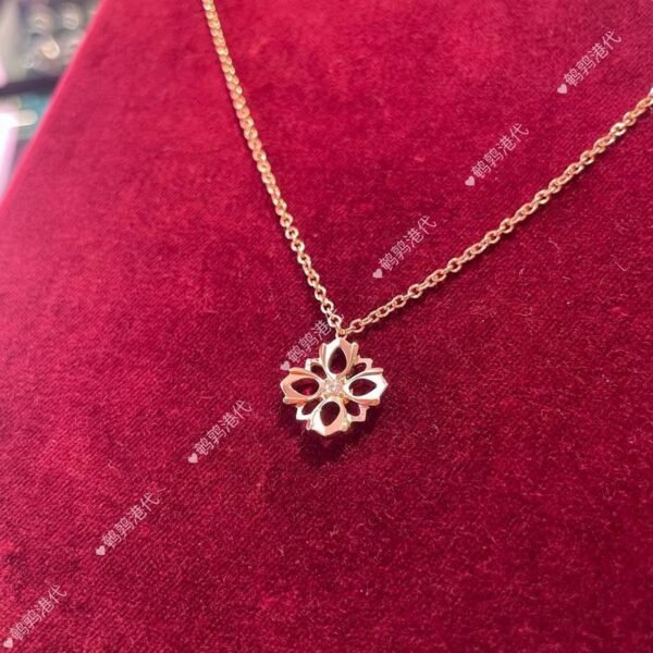 GUC necklace