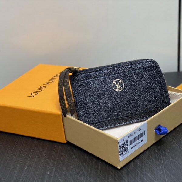 L X V CARD HOLDER