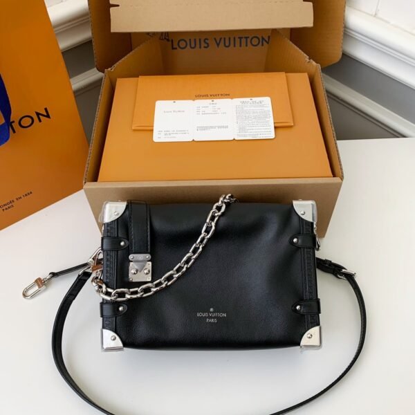 L X V New SIDE TRUNK full leather medium size handbag  M11350  Size：21*14*6cm