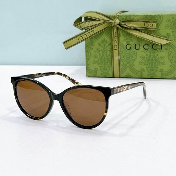 GUC Sunglasses